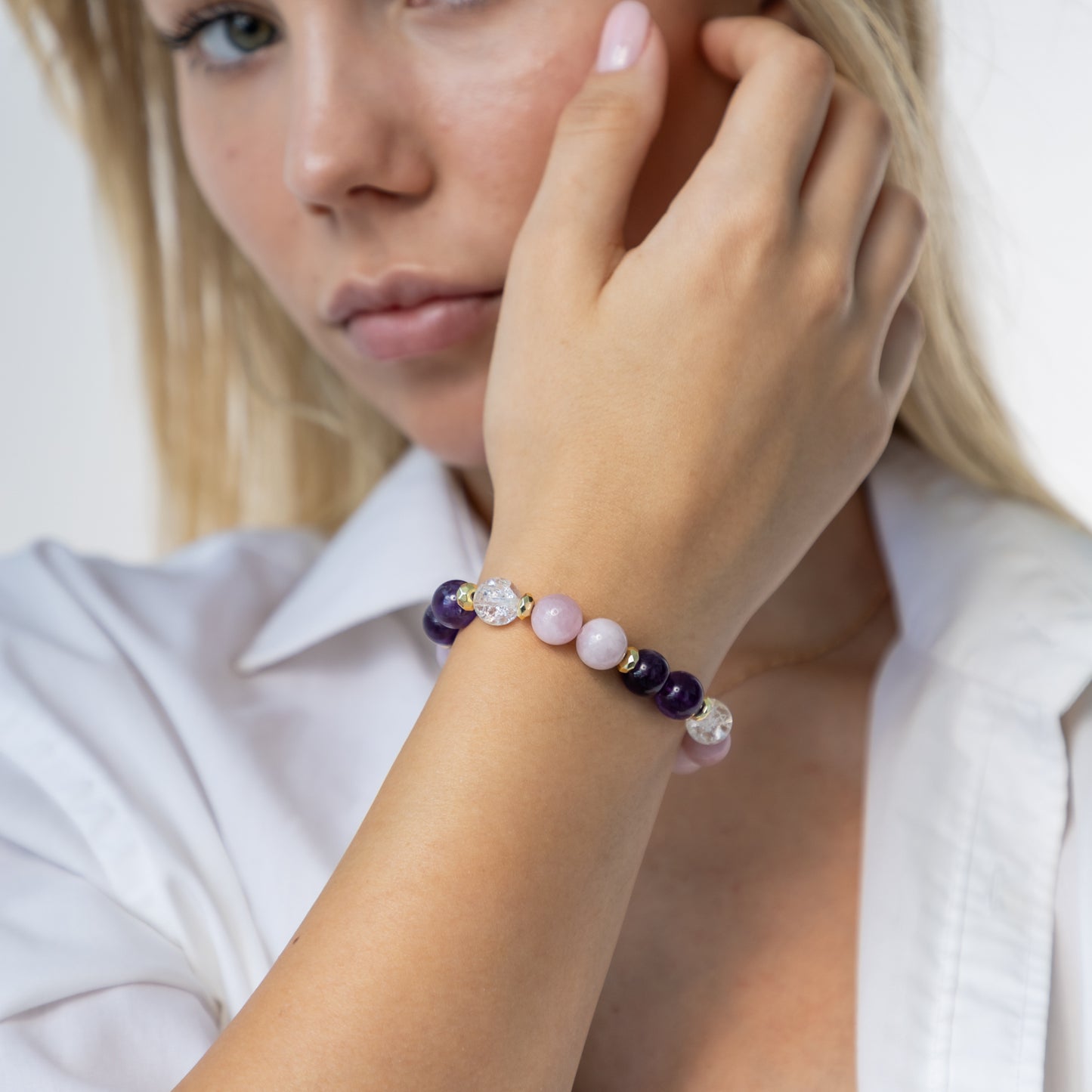 Madagascar Rose Quartz bracelet with Amethyst and Clear Quartz (Rose Quartz, Amethyst, Clear Quartz,10mm.For love, harmony and luck)