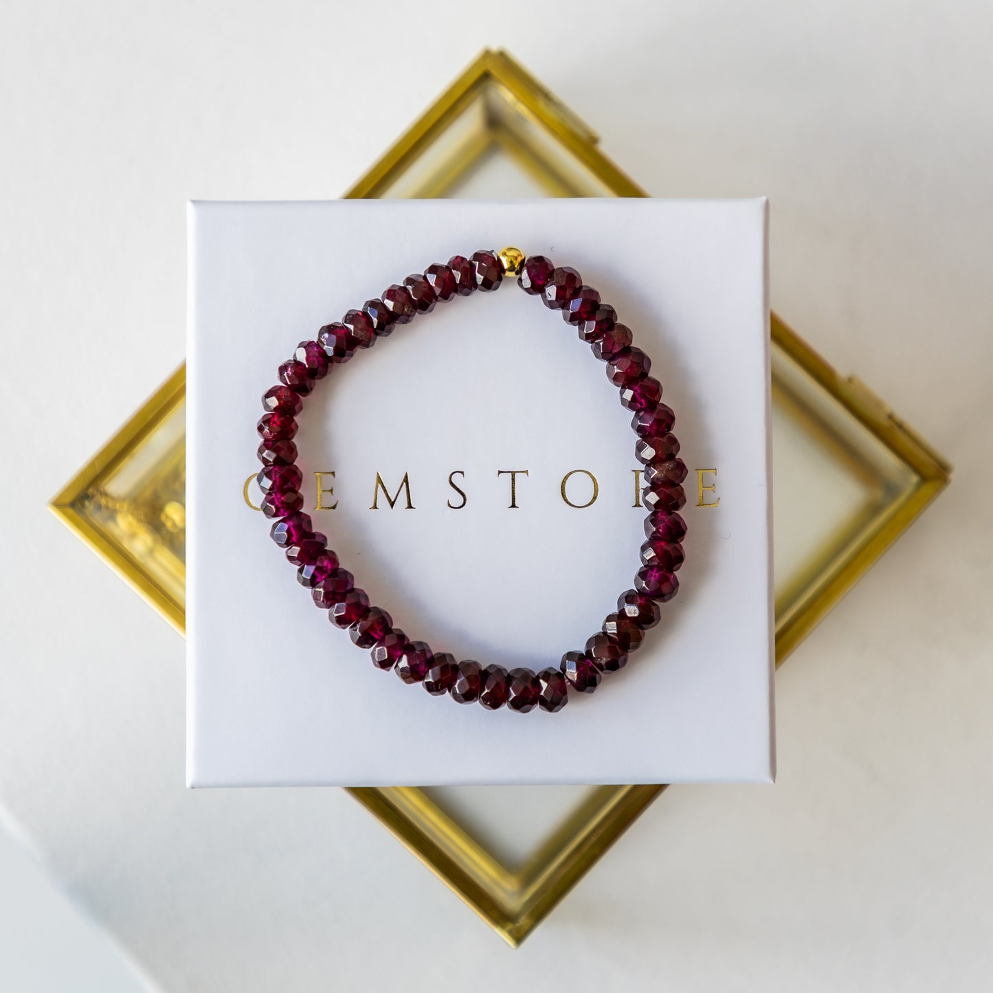 Garnet bracelet (Garnet, 4x6mm. For strength, purposefulness and courage.)