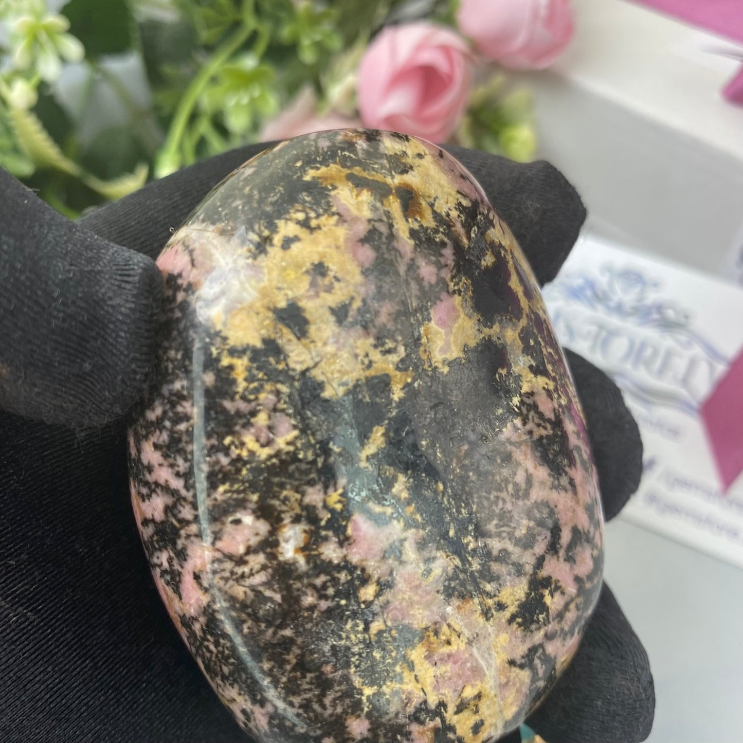 Rhodonite (305g., 6x5x4.5)