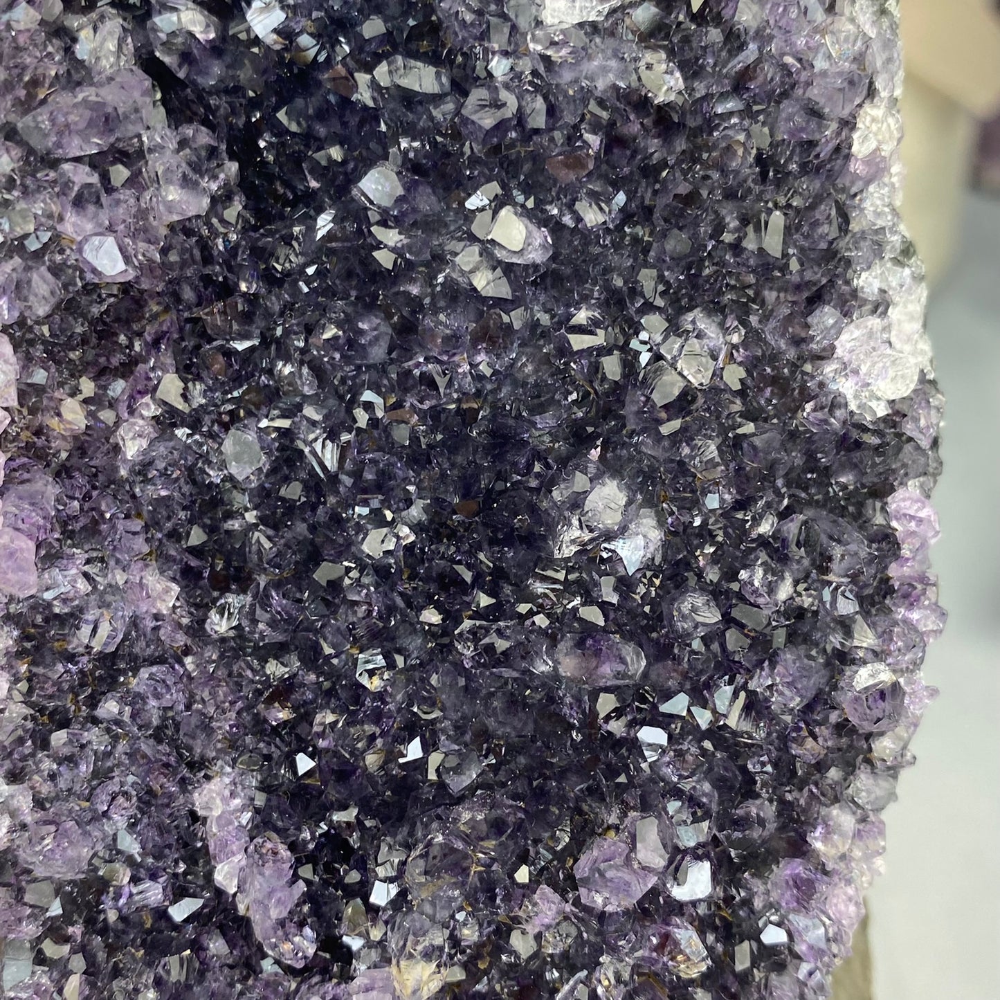 Amethyst druse (Amethyst 1108g.)