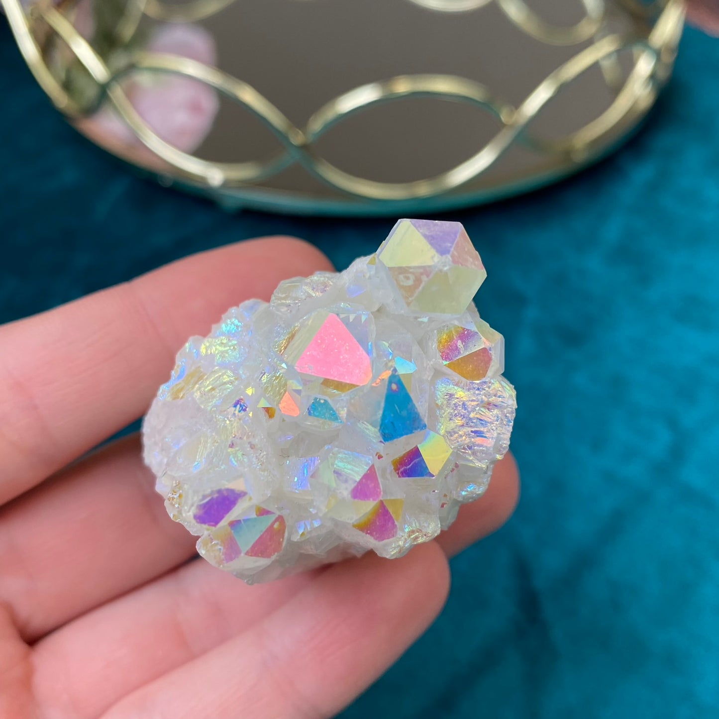 Angel Aura Quartz druse/cluster 80g.