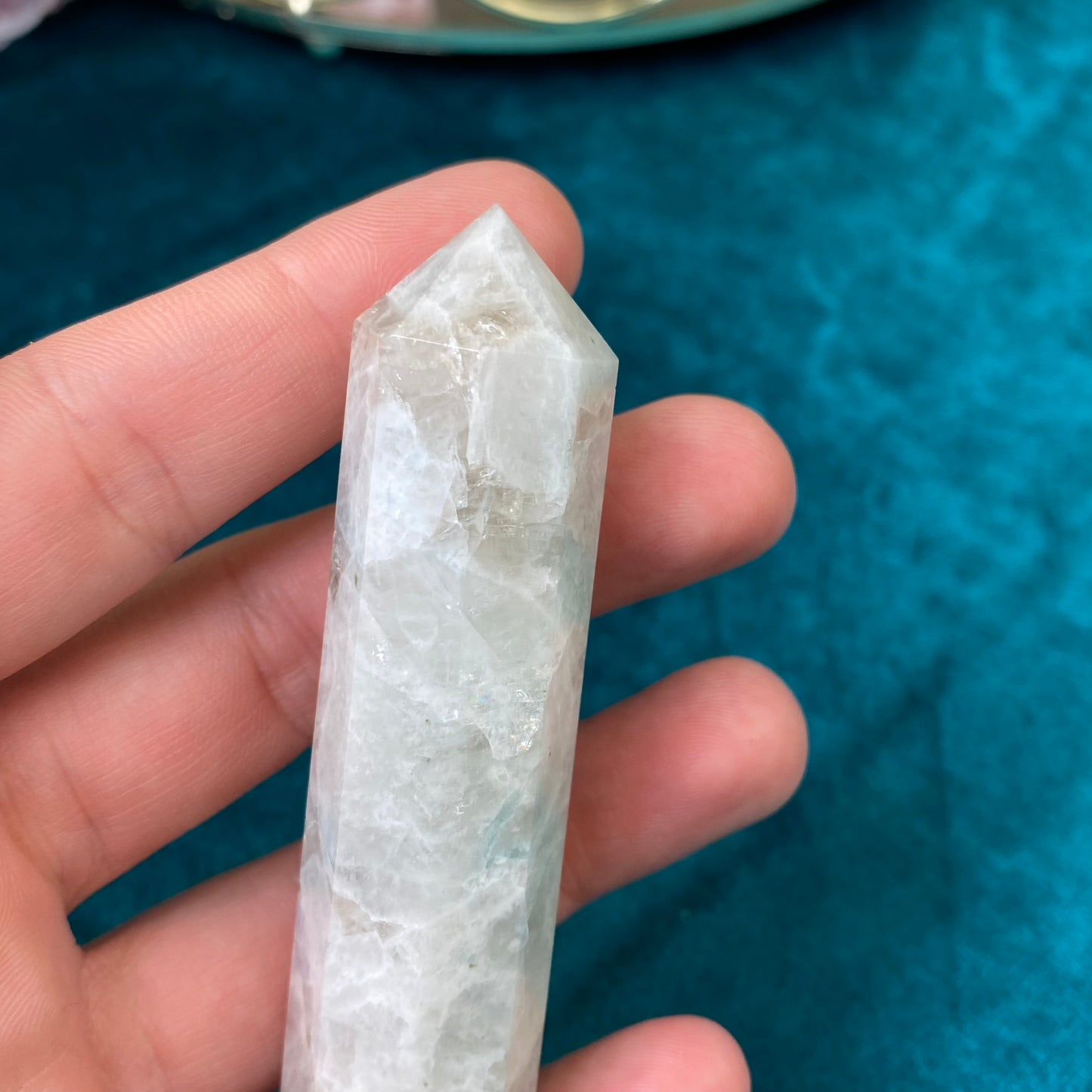 Natural Moonstone tower 60g.