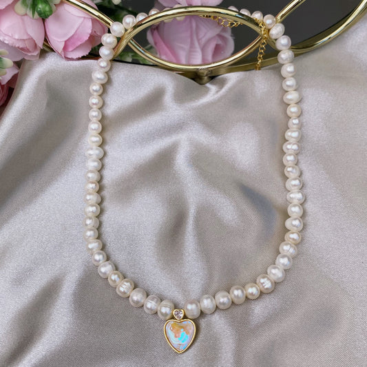 River Pearls necklace with decorative heart (adjustable length 35cm+5cm)