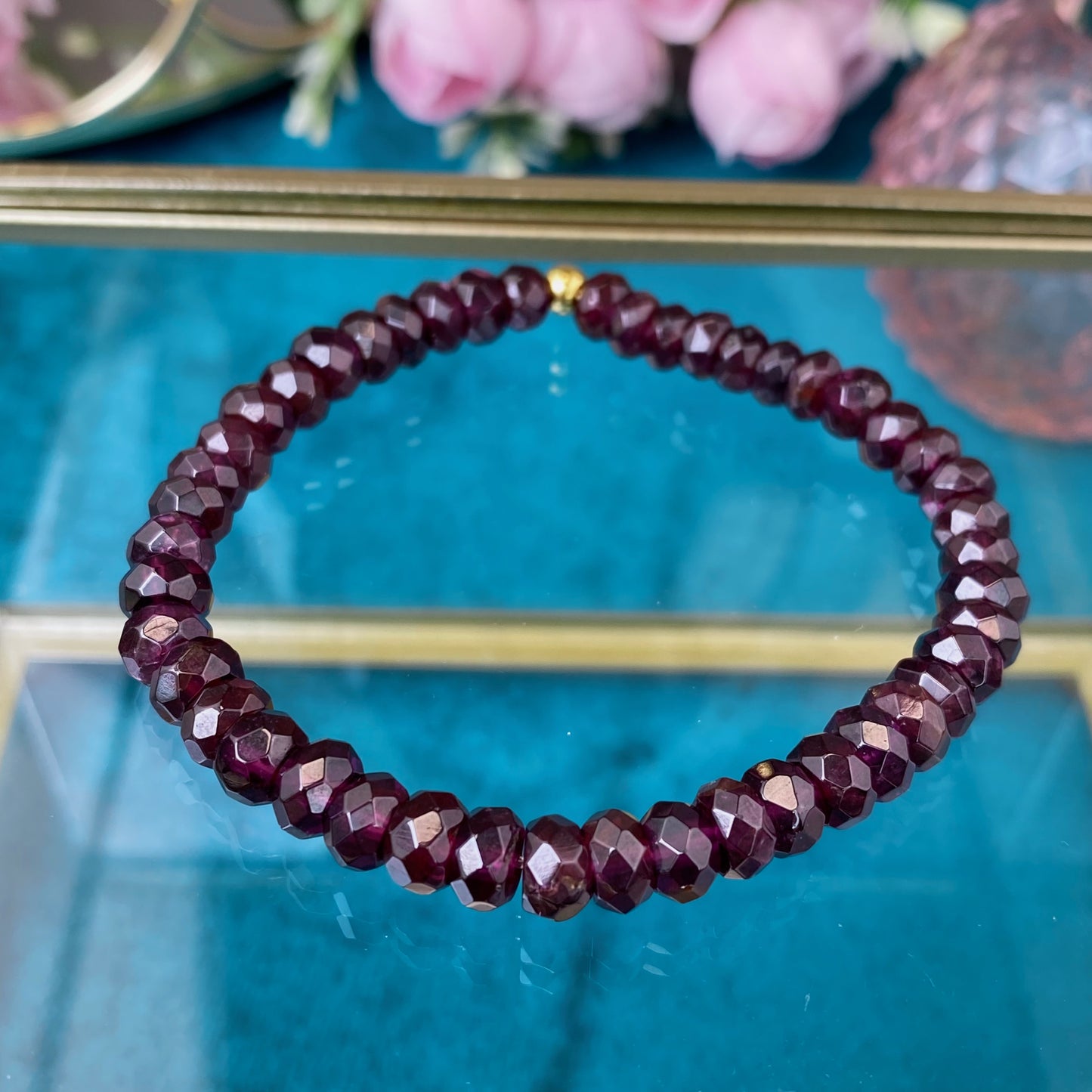 Garnet bracelet (Garnet, 4x6mm. For strength, purposefulness and courage.)