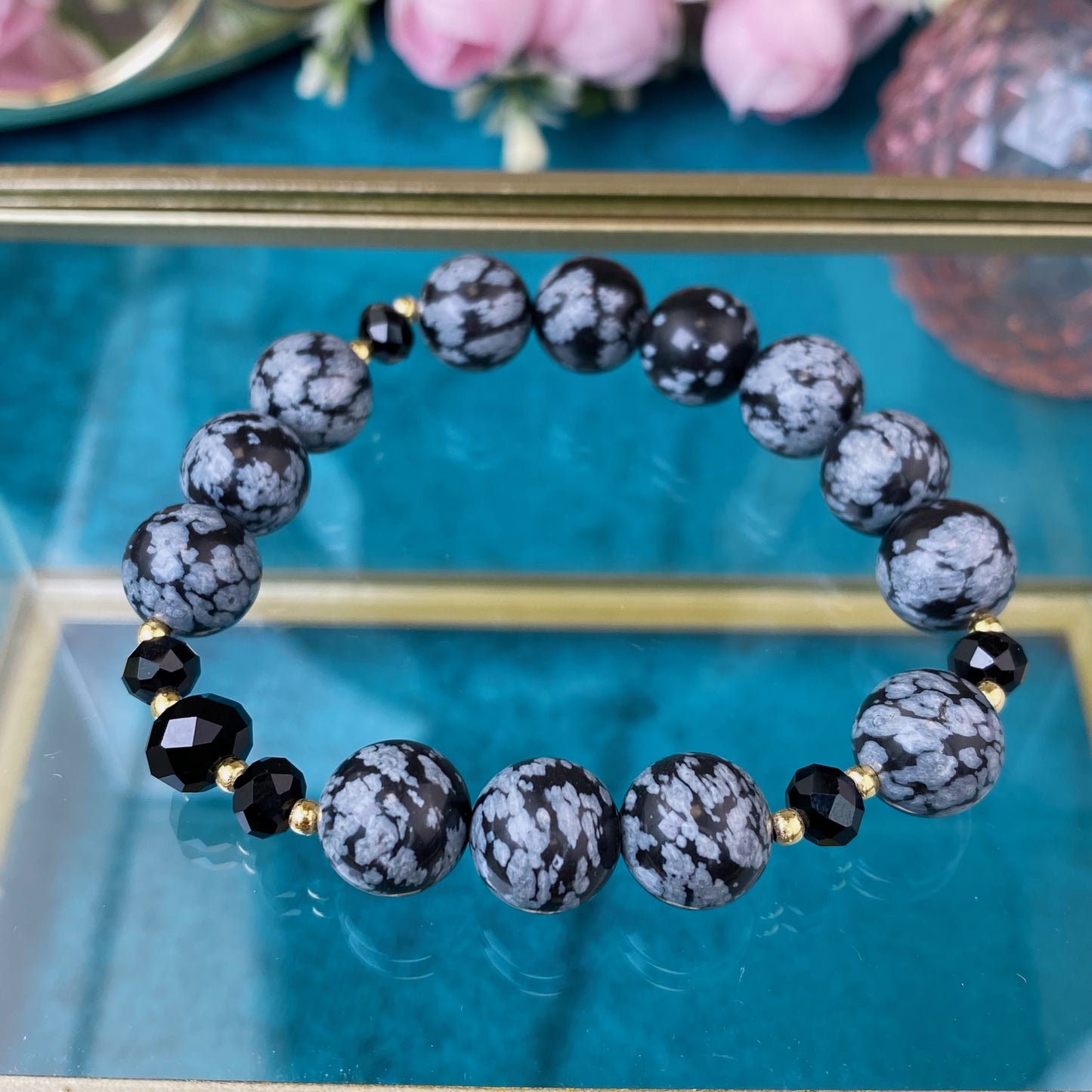 Snowflake Obsidian bracelet (Obsidian, 10mm. For courage, creativity and balance.)